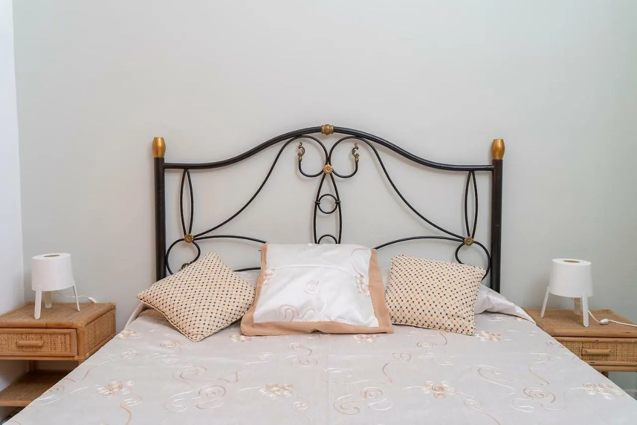 Guest house Una Stanza Al Museo Naples